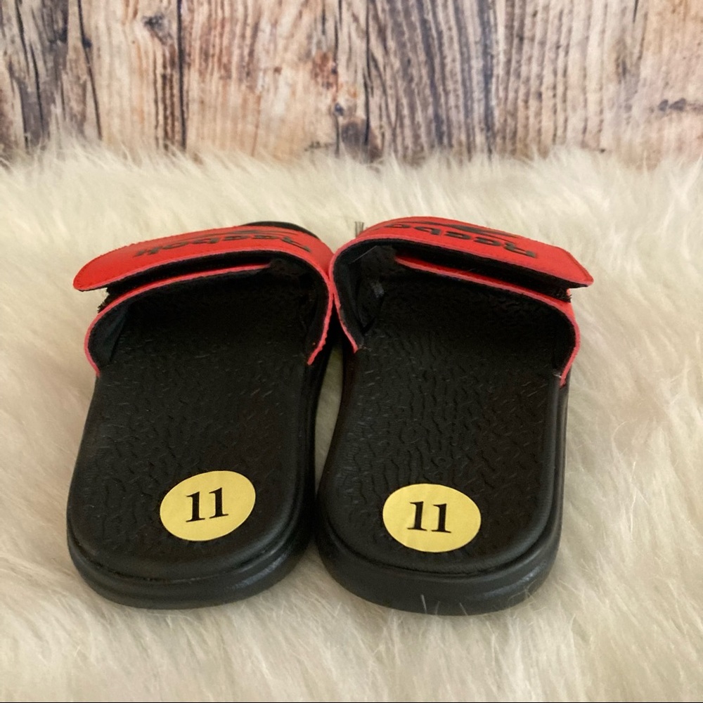 NWT Kids Reebok Slides - Picture 4 of 5